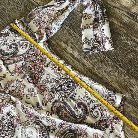 WHITE HOUSE/ BLACK MARKET BEAUTIFUL BLOUSE, 0 - Picture 12 of 14